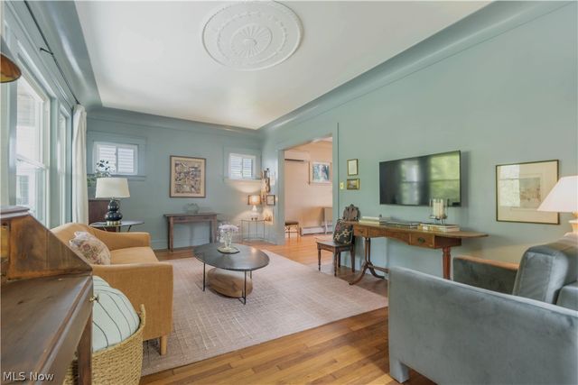 2661 Idlewood Road, Cleveland Heights, OH 44118