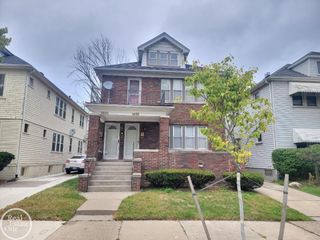 1458 Beaconsfield Street, Grosse Pointe Park, MI 48230