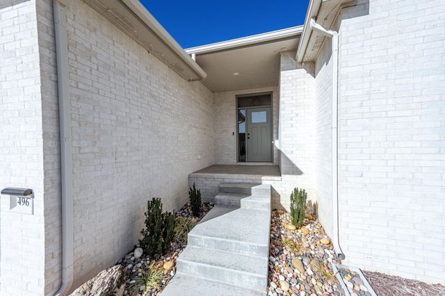 4961 N Emerald, Maize, KS 67101