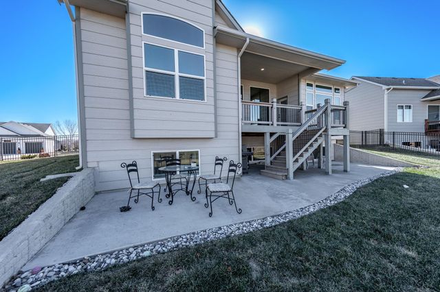 4961 N Emerald, Maize, KS 67101