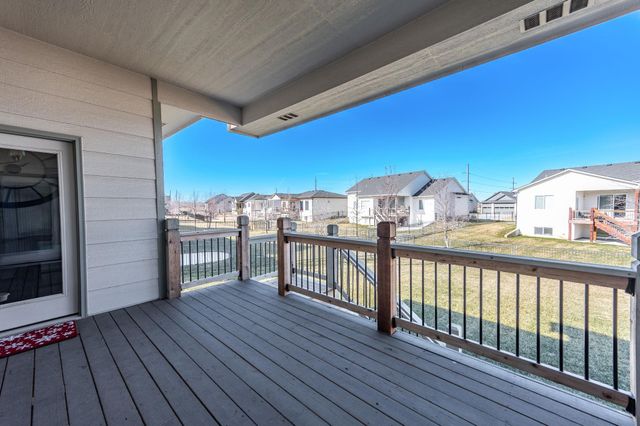 4961 N Emerald, Maize, KS 67101