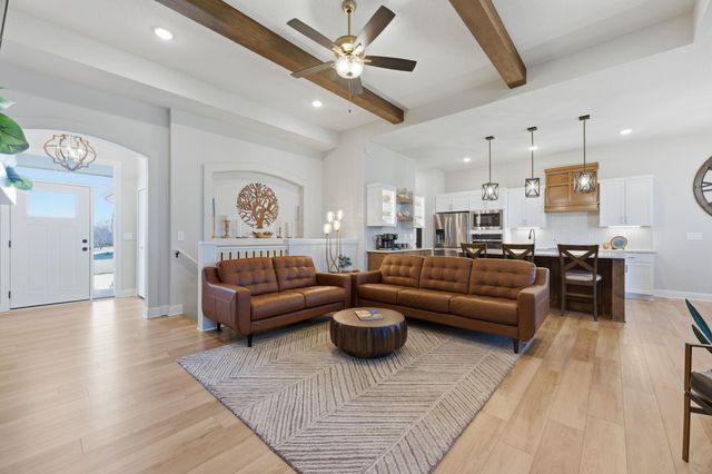 4961 N Emerald, Maize, KS 67101