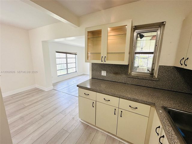 6241 SW 2nd St 6241, Miami, FL 33144