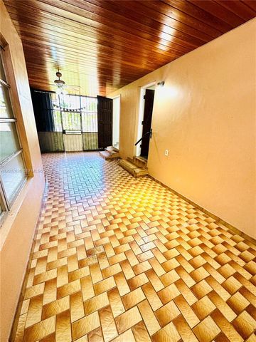 6241 SW 2nd St 6241, Miami, FL 33144