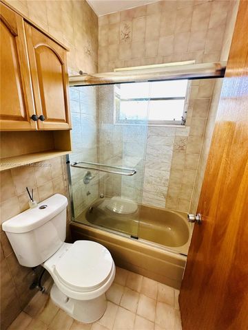 6241 SW 2nd St 6241, Miami, FL 33144