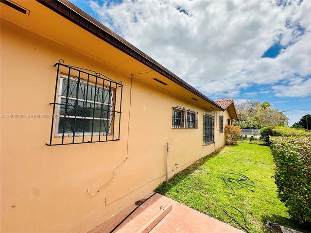 6241 SW 2nd St 6241, Miami, FL 33144