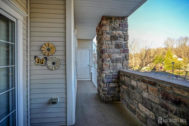 2211 Falston Circle 211, Old Bridge, NJ 08857