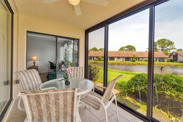 5224 LAKE VILLAGE DRIVE 67, Sarasota, FL 34235