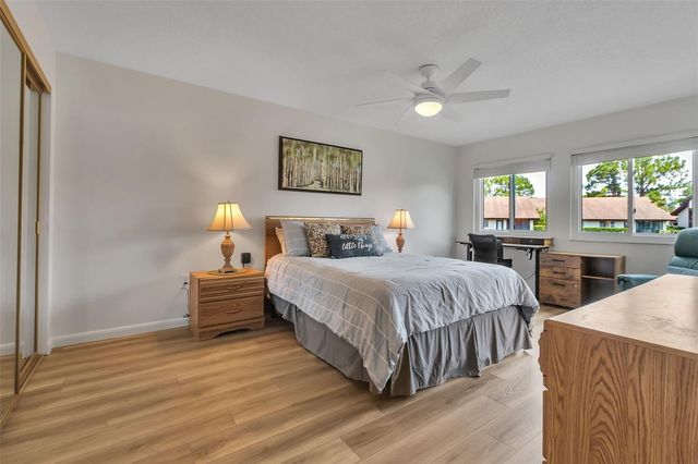 5224 LAKE VILLAGE DRIVE 67, Sarasota, FL 34235