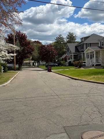 6 Black Rock Rd, Melrose, MA 02176