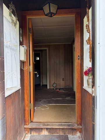 6 Black Rock Rd, Melrose, MA 02176