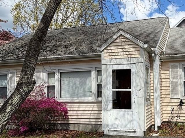 6 Black Rock Rd, Melrose, MA 02176