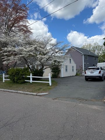 6 Black Rock Rd, Melrose, MA 02176