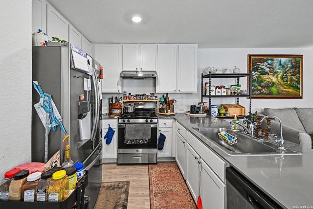 7715 Parish Pl, San Antonio, TX 78253