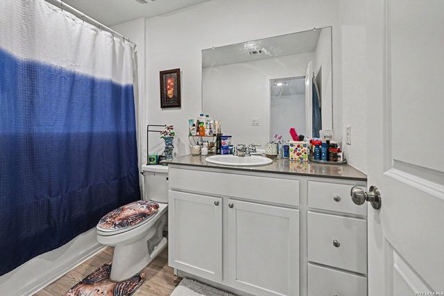7715 Parish Pl, San Antonio, TX 78253