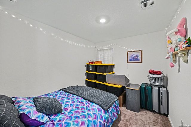 7715 Parish Pl, San Antonio, TX 78253