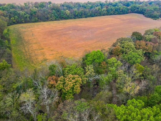 34848 Woodland Road, Paola, KS 66071