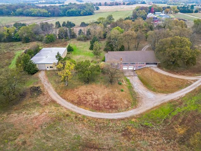34848 Woodland Road, Paola, KS 66071