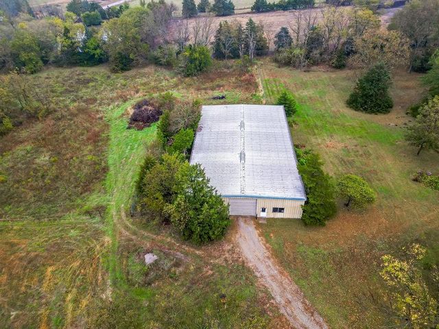 34848 Woodland Road, Paola, KS 66071