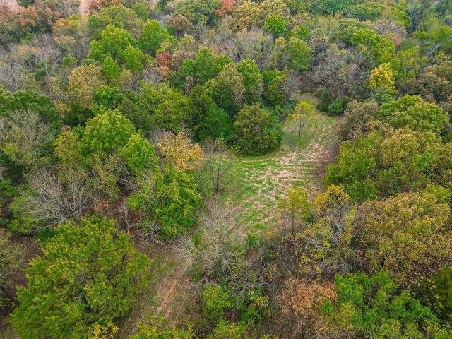 34848 Woodland Road, Paola, KS 66071