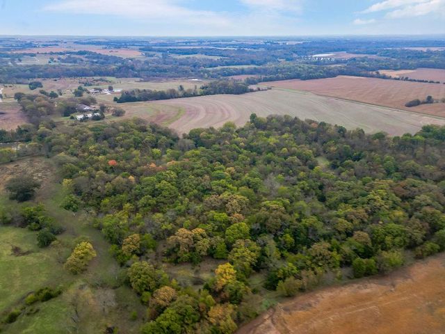 34848 Woodland Road, Paola, KS 66071