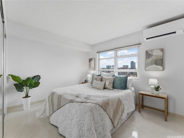 801 South Street 2408, Honolulu, HI 96813