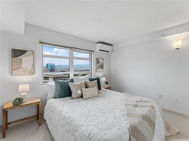 801 South Street 2408, Honolulu, HI 96813