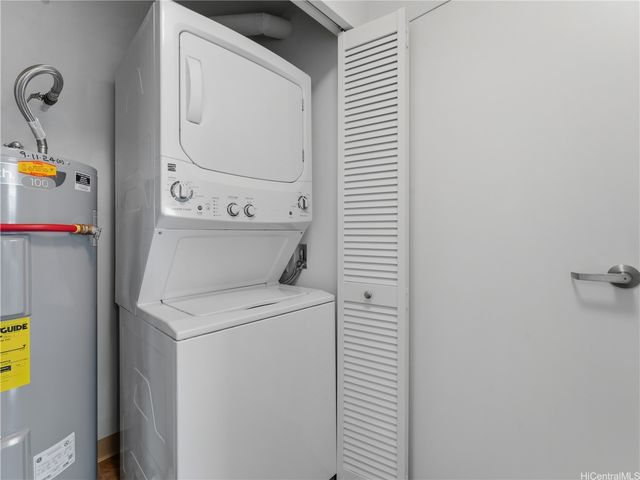 801 South Street 2408, Honolulu, HI 96813