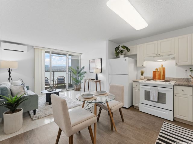 801 South Street 2408, Honolulu, HI 96813