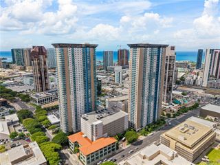 801 South Street 2408, Honolulu, HI 96813