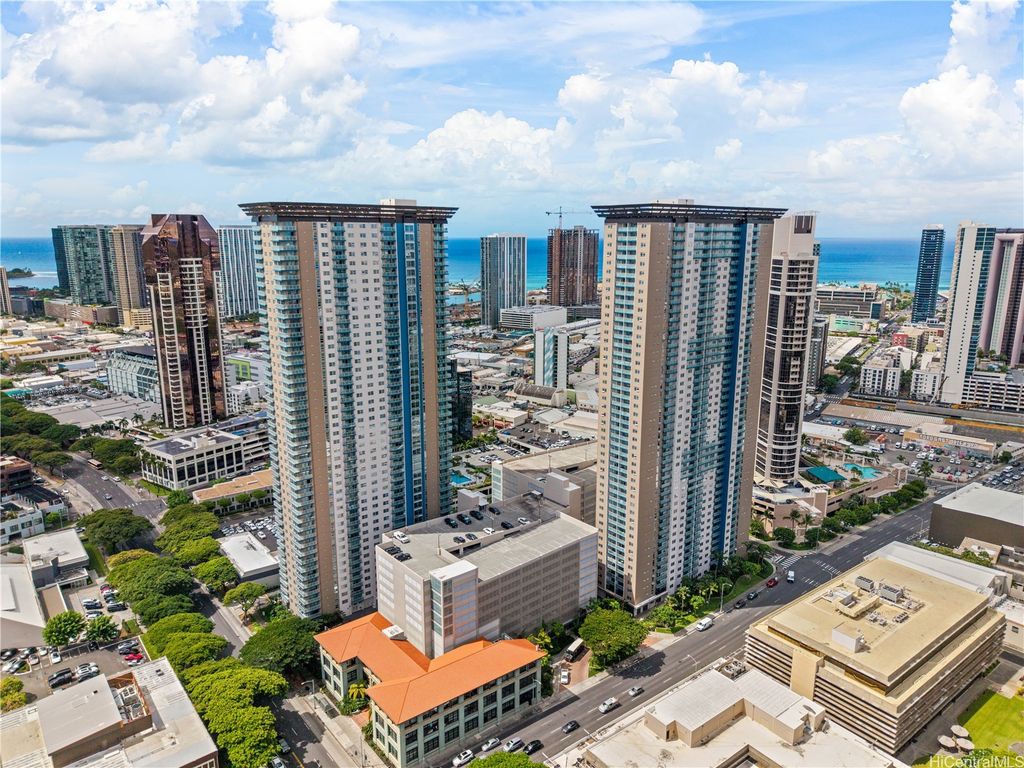 801 South Street 2408, Honolulu, HI 96813