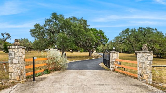 115 Sage Oaks Trail, Boerne, TX 78006