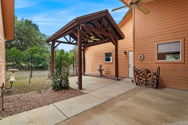 115 Sage Oaks Trail, Boerne, TX 78006
