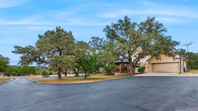115 Sage Oaks Trail, Boerne, TX 78006