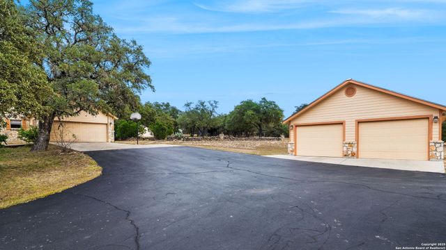 115 Sage Oaks Trail, Boerne, TX 78006
