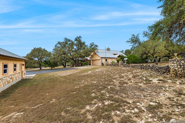 115 Sage Oaks Trail, Boerne, TX 78006