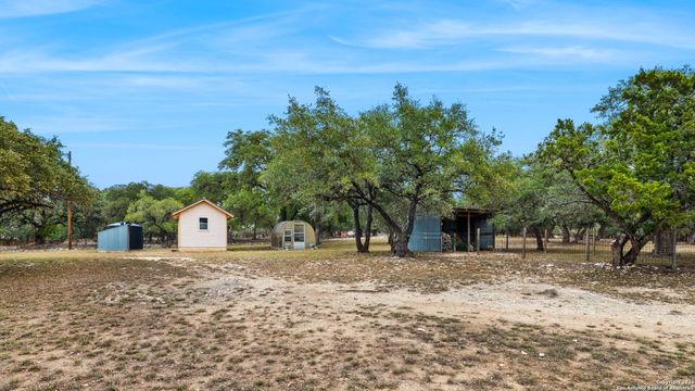 115 Sage Oaks Trail, Boerne, TX 78006