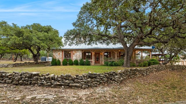 115 Sage Oaks Trail, Boerne, TX 78006
