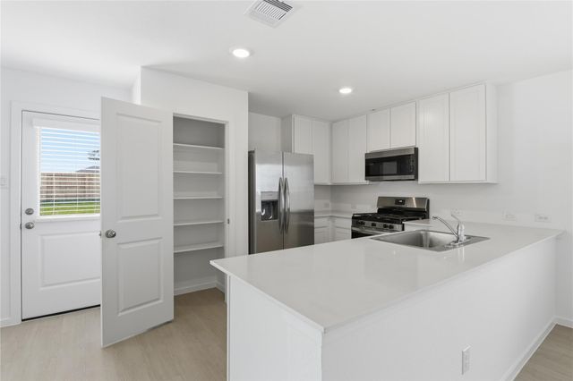 316 Bush Meadow Lane, Magnolia, TX 77354