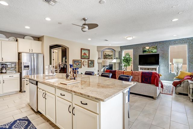 9228 Sugar Creek Lane NW, Albuquerque, NM 87120