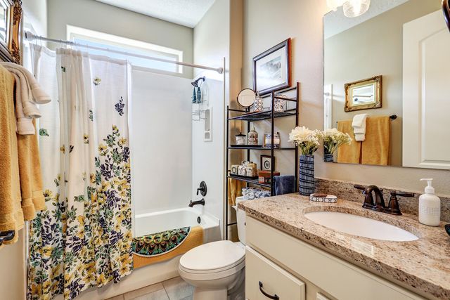 9228 Sugar Creek Lane NW, Albuquerque, NM 87120