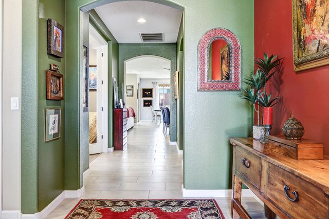 9228 Sugar Creek Lane NW, Albuquerque, NM 87120