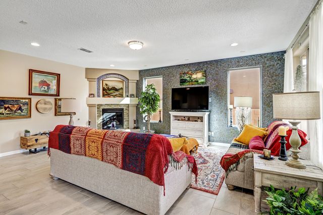 9228 Sugar Creek Lane NW, Albuquerque, NM 87120