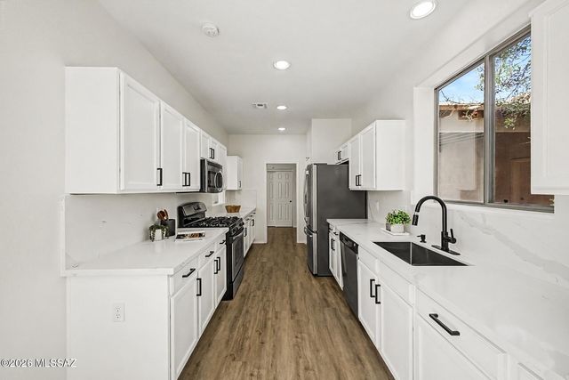 13792 E Langtry Lane, Tucson, AZ 85747