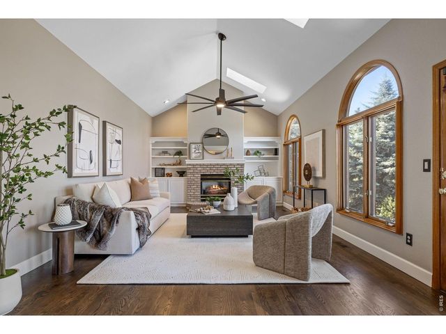 6440 Monarch Park Ct, Niwot, CO 80503