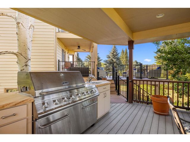 6440 Monarch Park Ct, Niwot, CO 80503