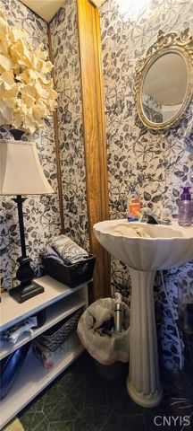 12 Wolf Street, Manheim, NY 13329