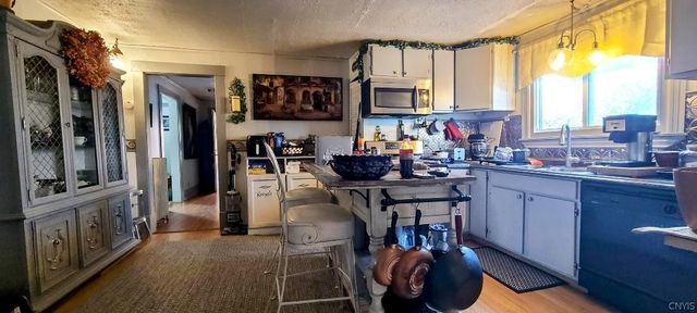 12 Wolf Street, Manheim, NY 13329