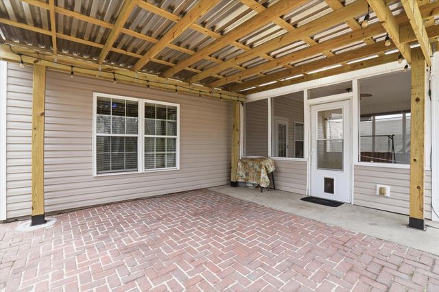 209 Goldfinch Lane, Summerville, SC 29485