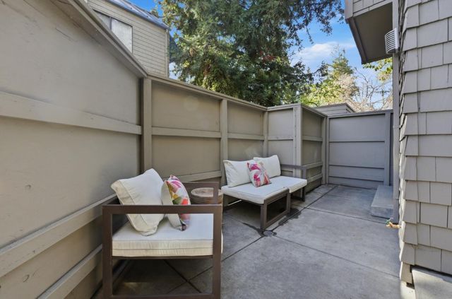 1031 Foxchase Drive, San Jose, CA 95123